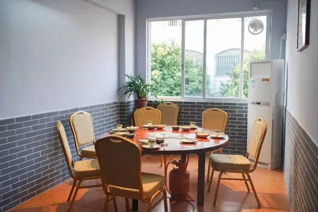 闇插彴澶氳倝鑺卞洯椁愬巺,澶氳倝妞嶇墿椁愬惂