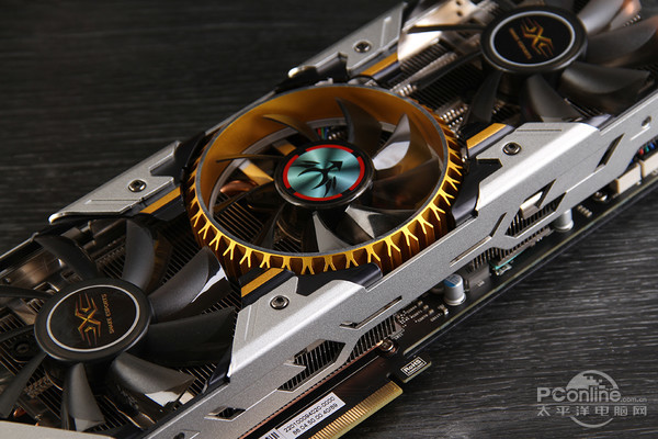 七彩虹igame1070烈焰战神u-3gd5,七彩虹10708g显卡