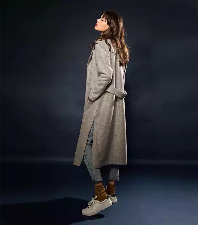 它帮你集齐快消品牌，一伙打折让你365天穿衣不重样