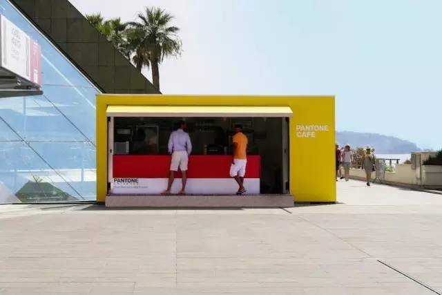 潘通十大必买颜色,潘通2024年度流行色排版