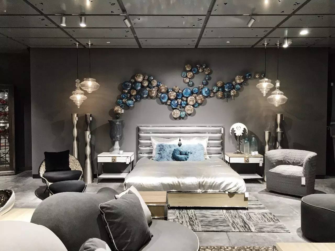 直男们有救了！这13家从未杭州亮相的新店，总有一款圣诞礼物，适合你的女神……