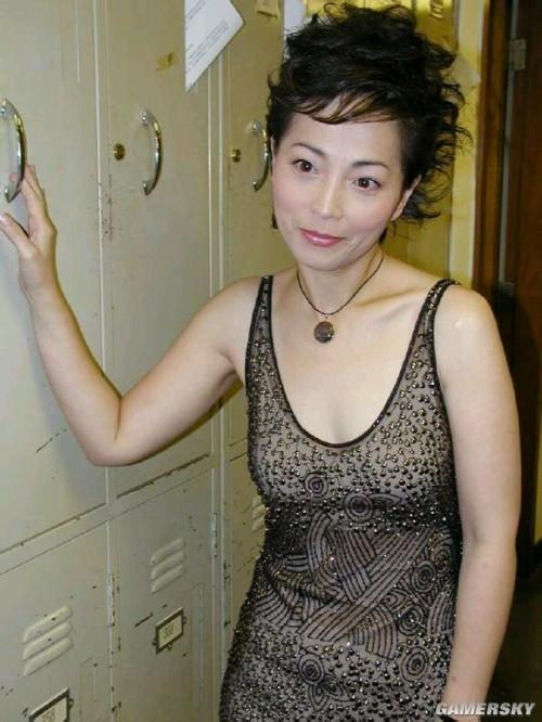 罗家英回应跟周星驰拍电影赚钱,罗家英评价周星驰唱粤曲