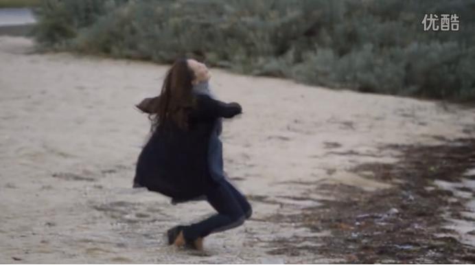 这是一个关于一群华人富婆,到澳洲买苦吃的故事