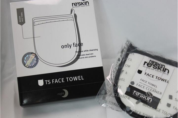 右脸颊长红痘是什么原因引起的,右脸颊一片痘痘