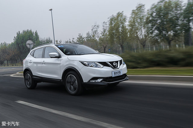 爱卡汽车,逍客经典2.0舒适版上路测试