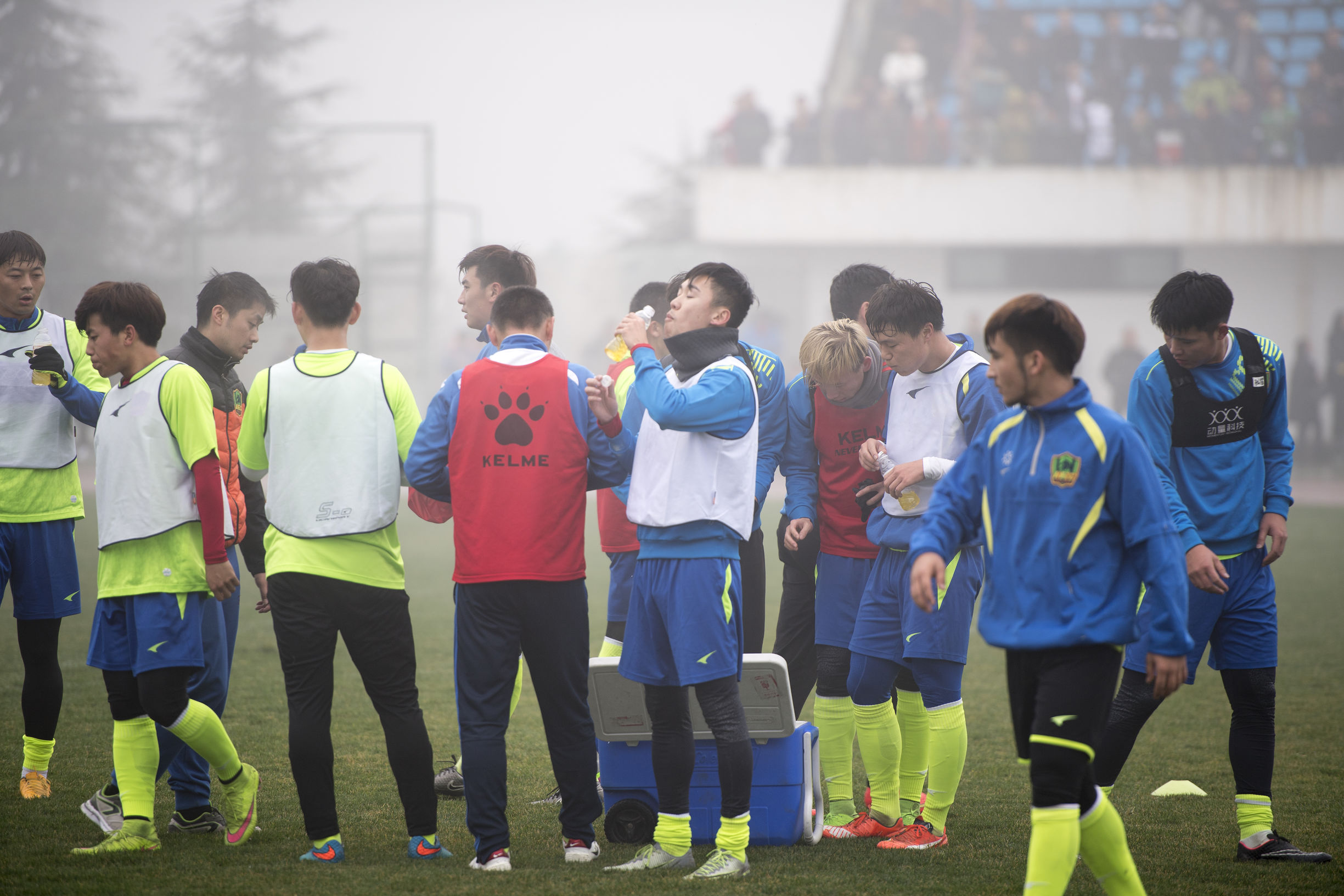 贵州恒丰智诚球迷视频,贵州恒丰智诚足球队