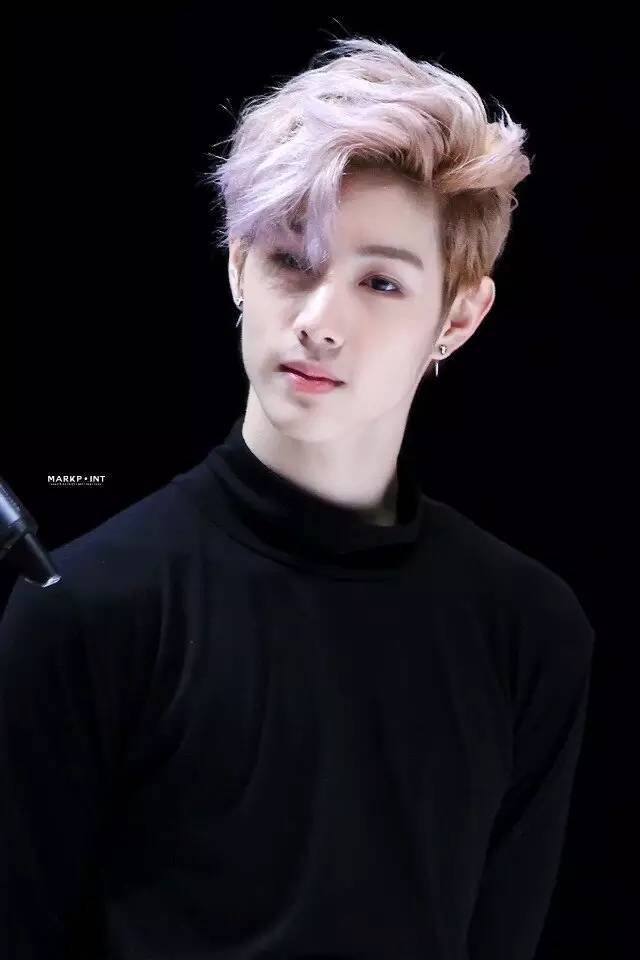 韩国男团忙内是什么,韩国组合的忙内line