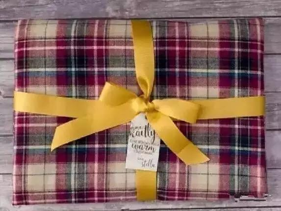 妈妈这样把礼物包装成这样，孩子都舍不得拆了