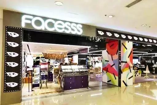 香港圣诞节打卡地推荐,圣诞节在香港哪里购物买衣服