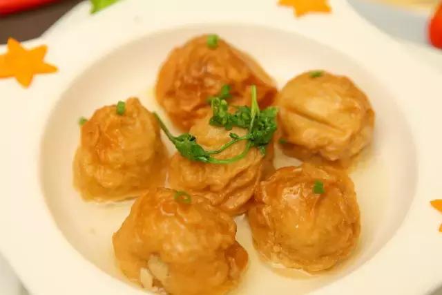 精选名中医养生药膳汤品，9个系列200多种汤方