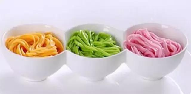 美食diy想怎么吃就怎么吃,好吃的五彩蔬菜面