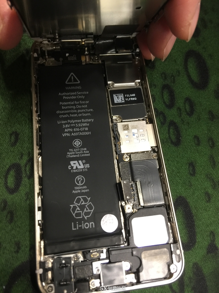 如何给苹果5s换电池品胜,苹果5s怎么换电池教程