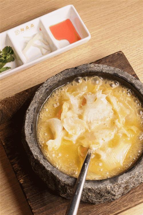 在魔都吃100元麻辣烫,魔都鱼翅捞饭