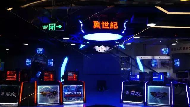 空间六记｜没了“站街”拉客的百脑汇，居然开起了“医院”？