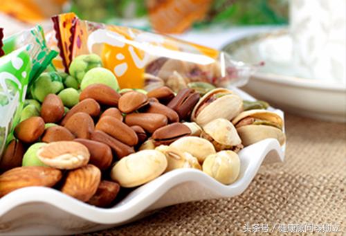 孕早期恶心呕吐怎么缓解,孕早期恶心呕吐吃什么食物