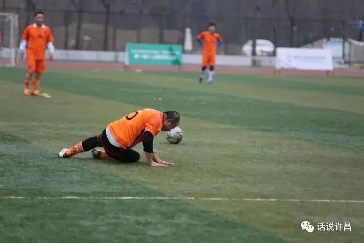 我爱足球话题,为什么说足球是一种信仰