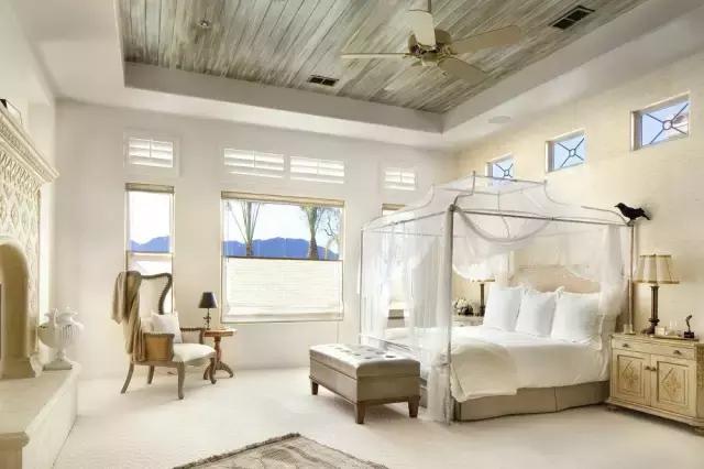 床幔的秘密,床帘里面的秘密