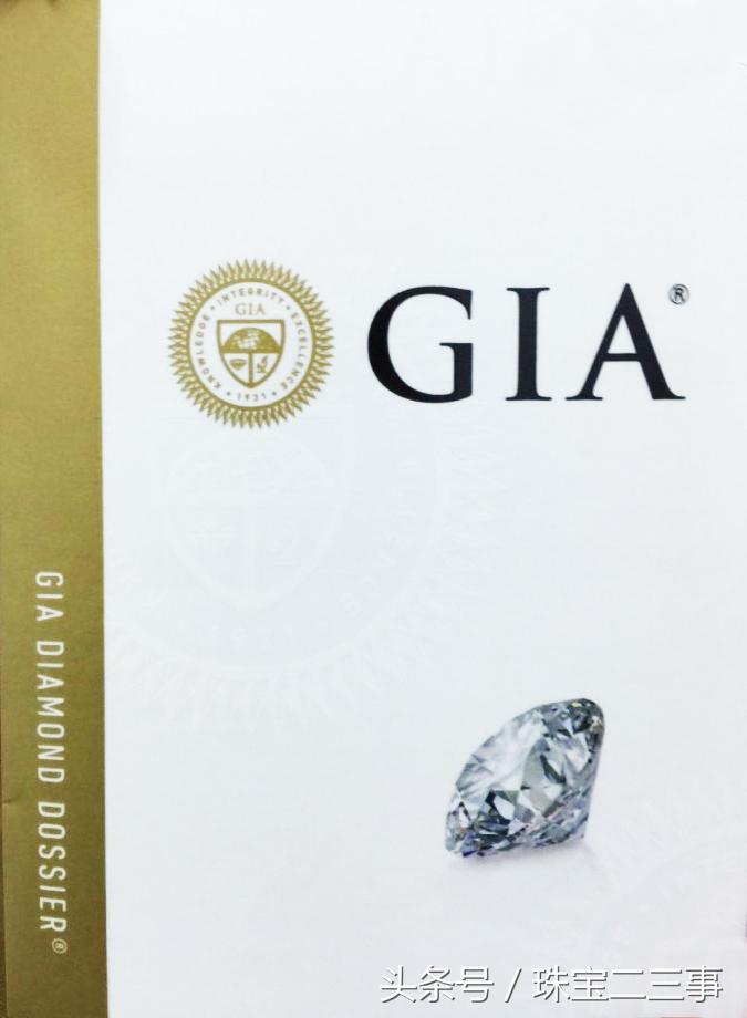 能够一眼看出锆石和钻石的区别吗,天然锆石和莫桑钻哪个更像钻石