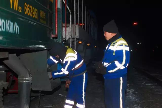 铁路调车员体验视频,当铁路调车员