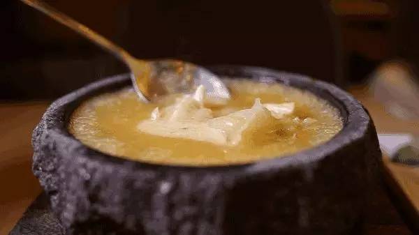 在魔都吃100元麻辣烫,魔都鱼翅捞饭