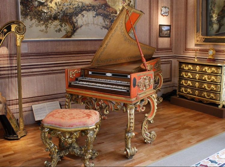 博兰斯勒钢琴性价比,德国博兰斯勒钢琴特点