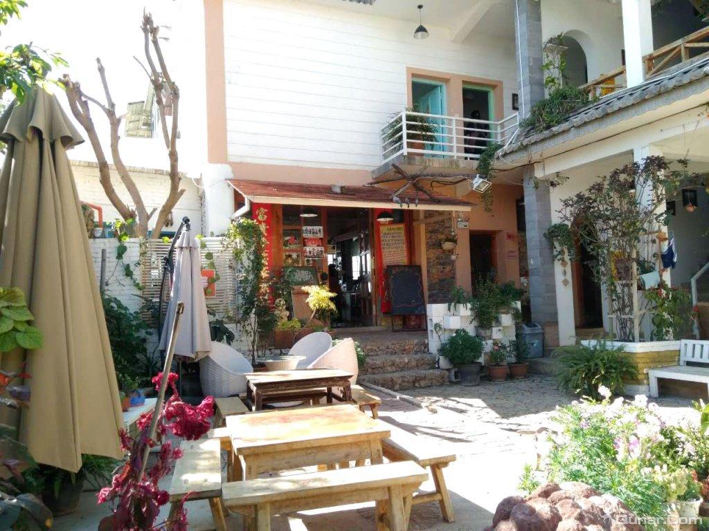 今年我住了40多家青年旅舍，这是我的见闻