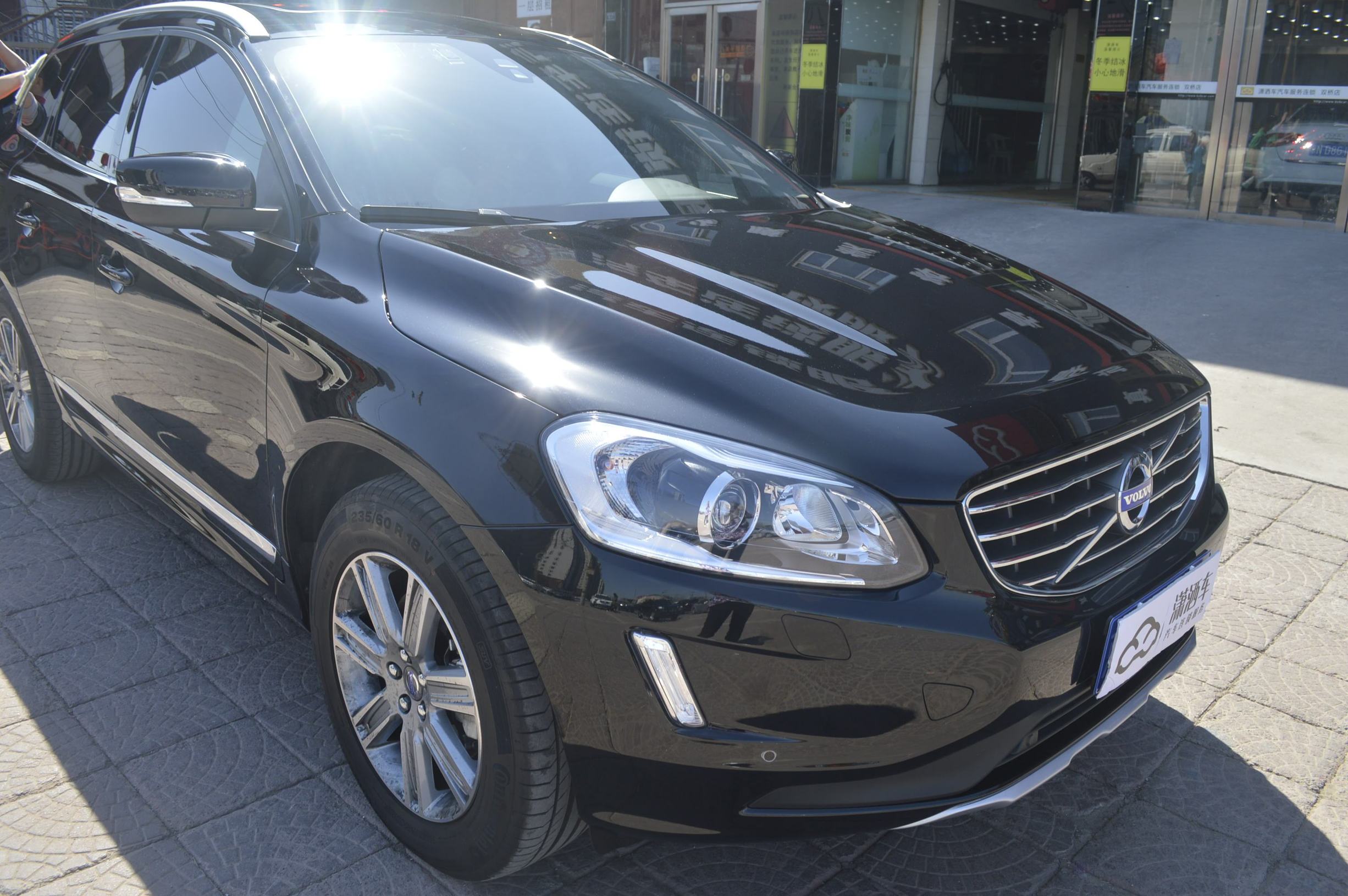 沃尔沃车衣保护原车漆,沃尔沃贴隐形车衣注意事项