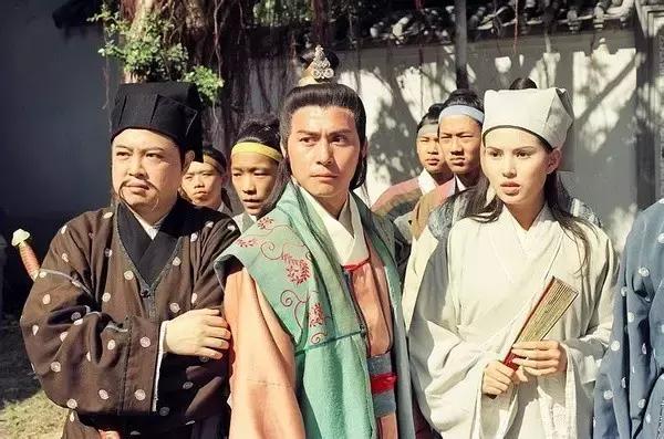 慕容复风度翩翩,儒雅气质男人慕容复