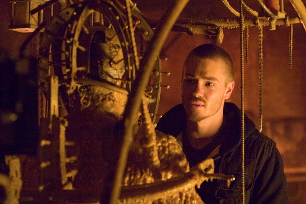 旅行都是愉快的？10部致命的“恐怖遭遇”刺激惊险！