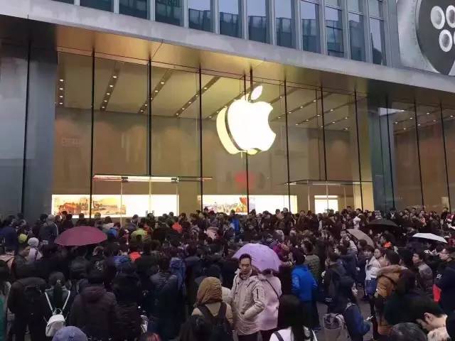 你见过凌晨一点的上海,你见过凌晨过后的上海吗