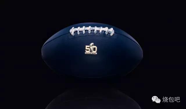 唯物｜情人节倒计时，去看50个潮牌出的超级碗纪念球，独一无二