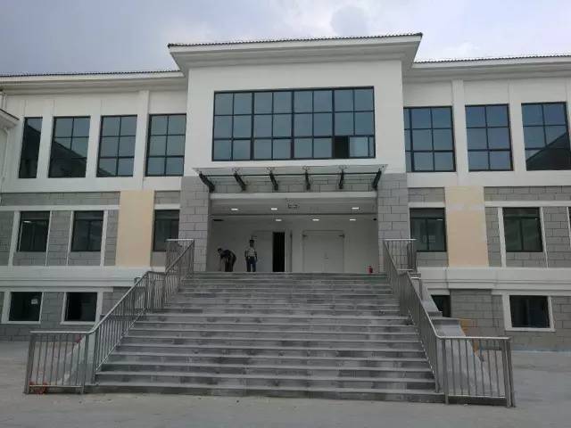 城市日历官微｜大派送！《我想有个家》纪念版台历新鲜出炉！俊男靓女！神仙眷侣全包罗！转发就送！