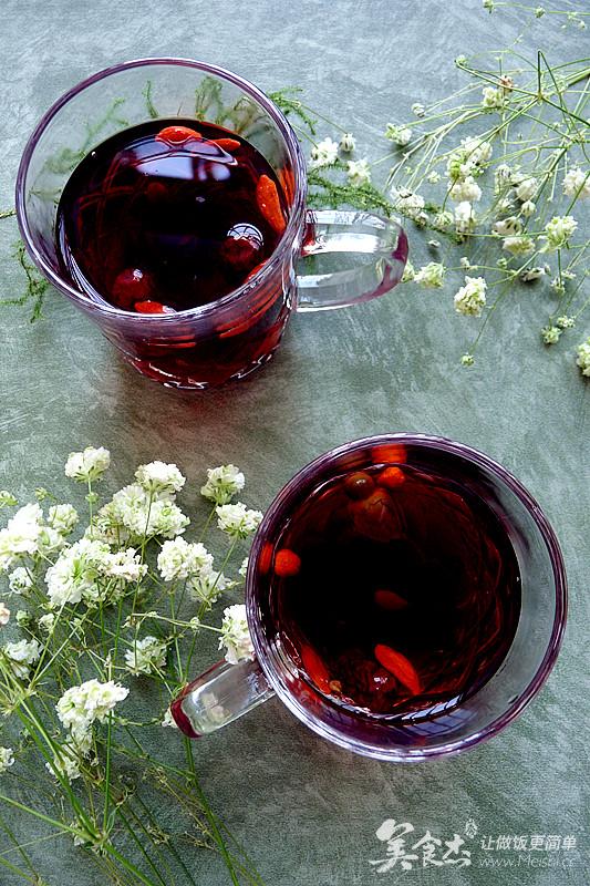 暖身暖心——补血养颜花果茶