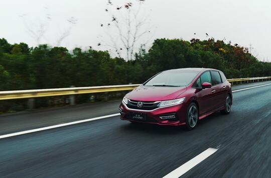 家用SUV大行其道的当下，新杰德怎么玩儿？