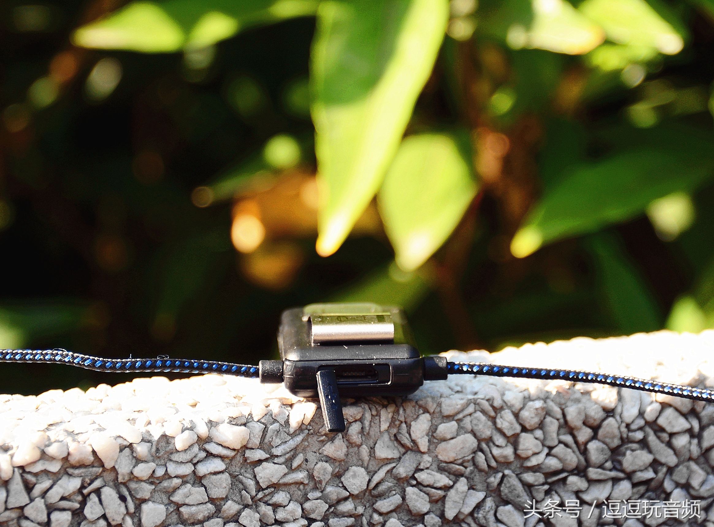 不让有线束缚运动的无限——声美ST80运动耳塞评测