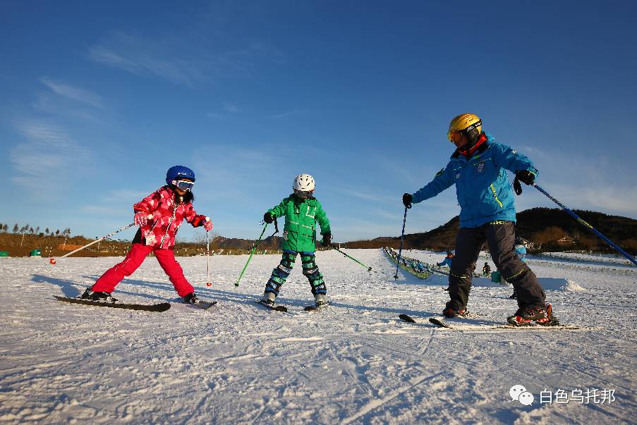 南山滑雪场2024开放时间,北京南山滑雪场有哪些项目