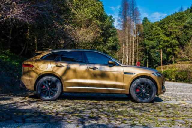 新款捷豹F-PACE测评,捷豹suv车型f-pace越野测试