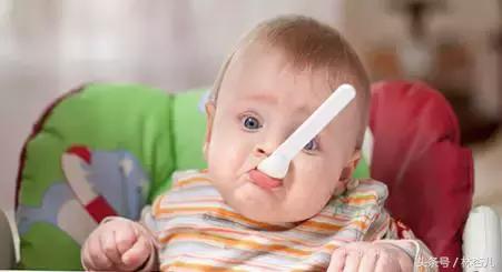 娃娃拉粑粑不喊怎么办,娃娃大便拉不出来怎么办