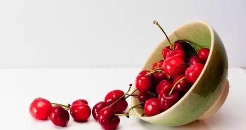 面膜别再用错了教你一个自制面膜,又好用又好做的面膜推荐