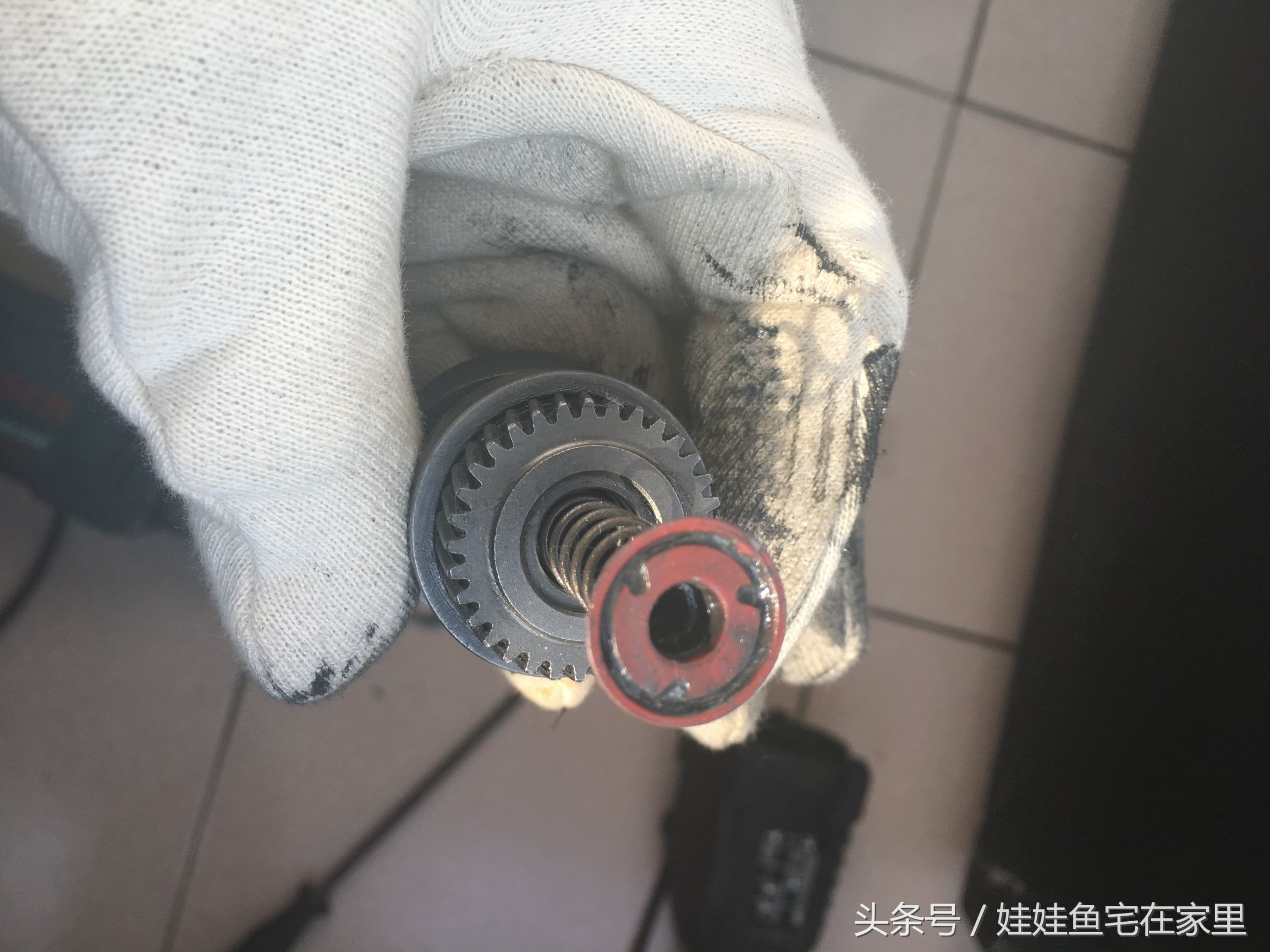 高仿博世轻型电锤全部拆解视频,正品博世电锤28d与高仿区别图片