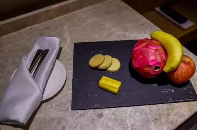 温泉酒店一定要有天然温泉吗,冬日里泡温泉