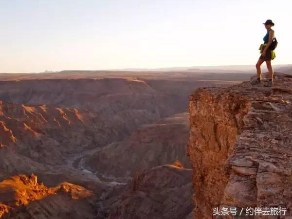 世界尽头与冷酷仙境如何阅读,纳米比亚黑暗天空