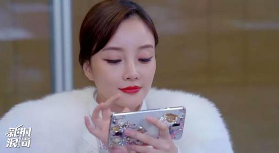 李小璐的脸经历了什么,李小璐脸很大吗