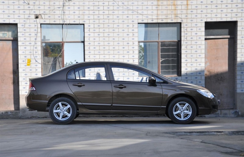 现在能买到的老款本田思铭,本田思铭xnv20款新能源汽车价格