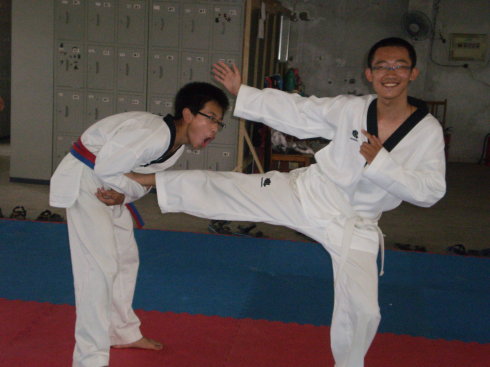 跆拳道搞笑视频恶搞版,跆拳道搞笑高清图片