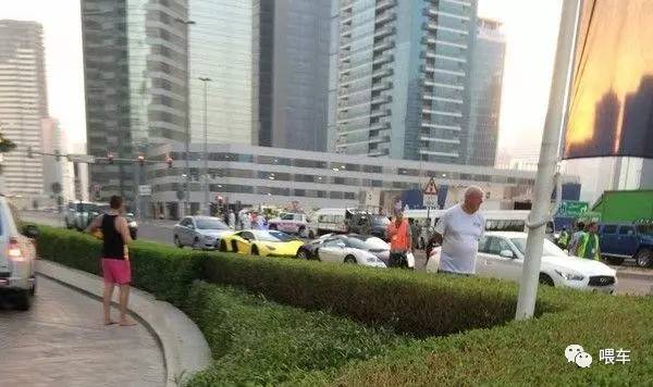 迪拜王子借给成龙车 (当迪拜王子见到成龙)