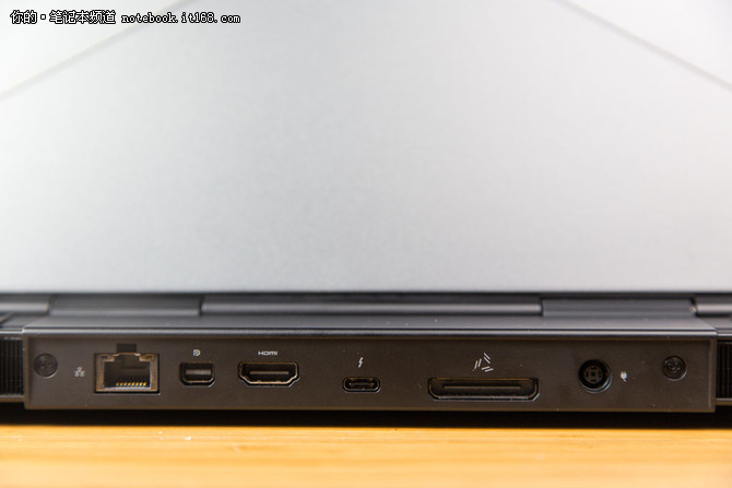 真的只有变“丑”了?简评2016款Alienware15