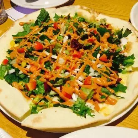 等有钱了，追到韩国欧巴们的店里来场美妙的偶遇！