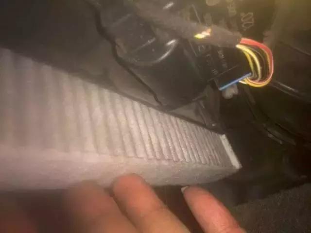 长安unit空调滤芯在哪个位置,汽车空调滤芯有几个位置