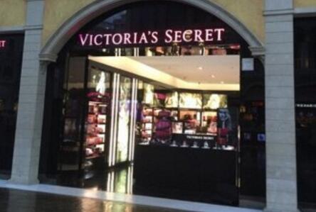 樟宜机场机场免税店必买清单,新加坡樟宜机场购物攻略t2